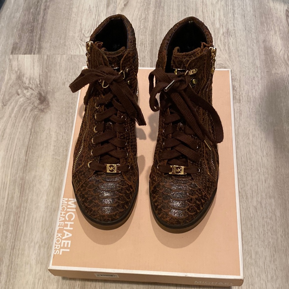 Urban sneakers